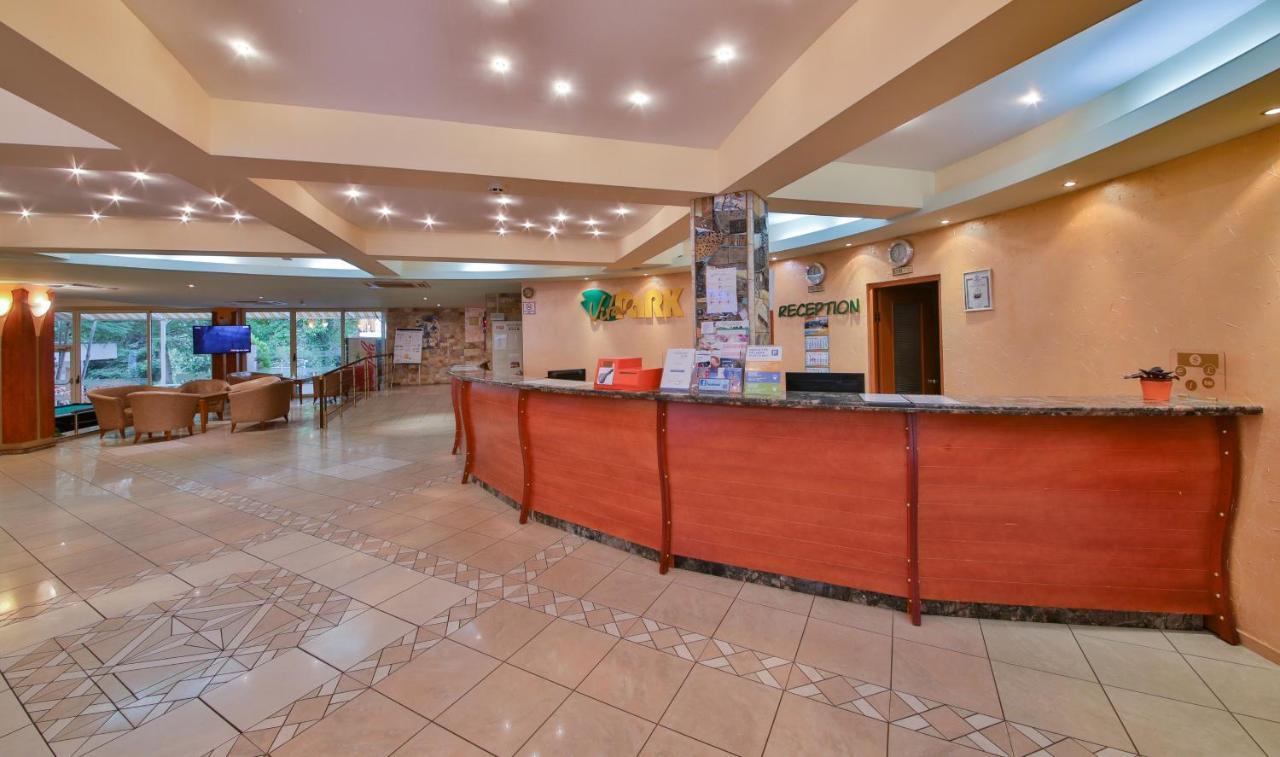 Vita Park Hotel & Aqua Park Albena Extérieur photo