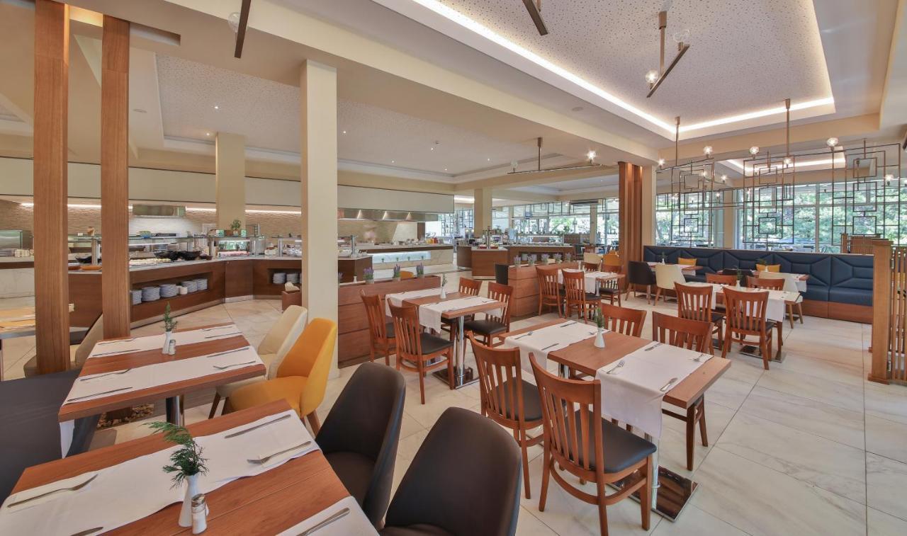Vita Park Hotel & Aqua Park Albena Extérieur photo