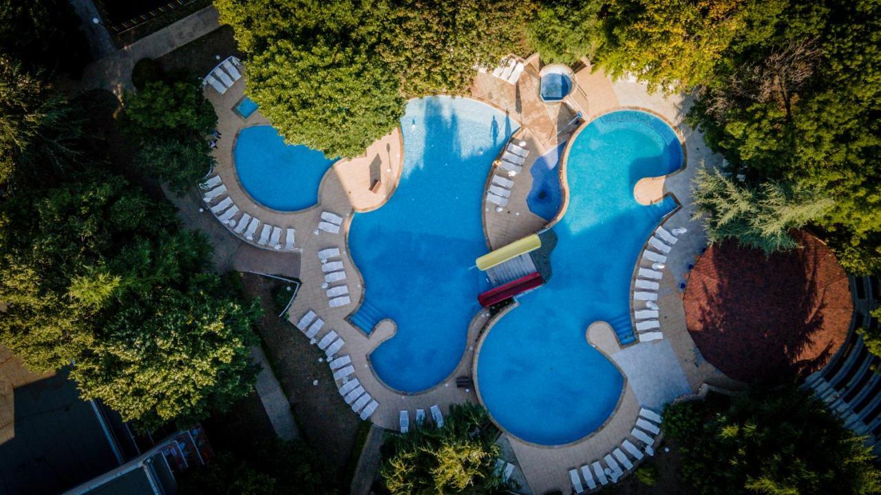Vita Park Hotel & Aqua Park Albena Extérieur photo