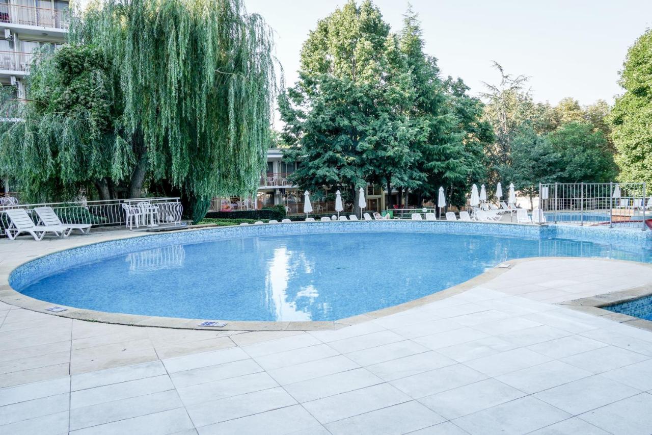 Vita Park Hotel & Aqua Park Albena Extérieur photo