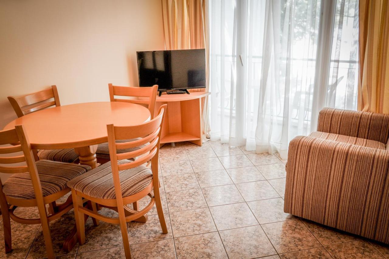 Vita Park Hotel & Aqua Park Albena Extérieur photo
