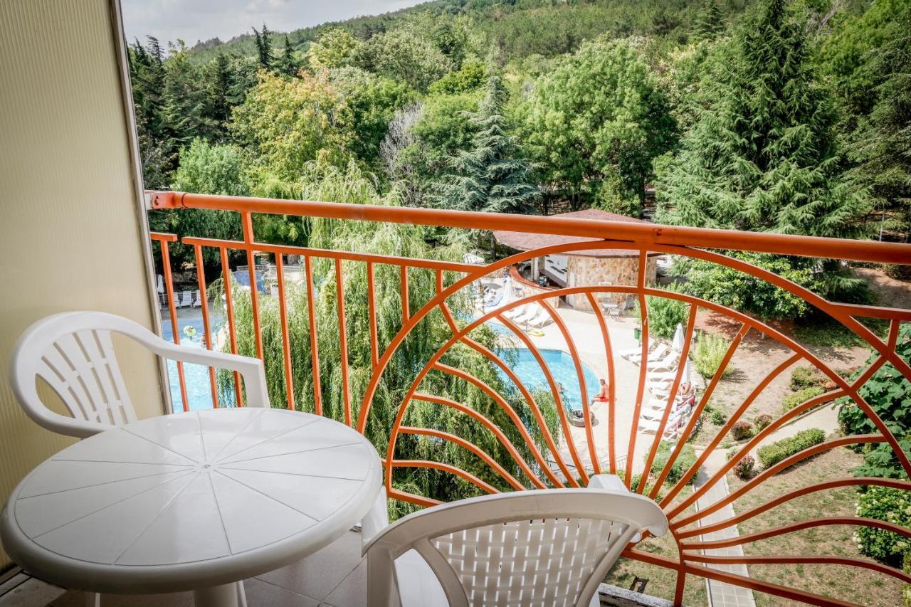 Vita Park Hotel & Aqua Park Albena Extérieur photo